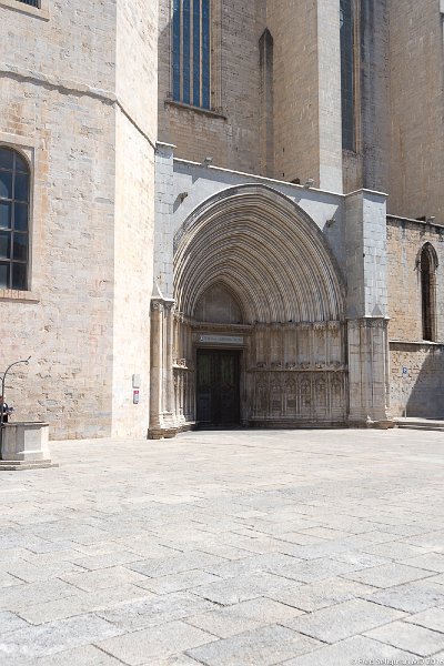 20160530_112812 D4S.jpg - Entrance to Cathedral, GIrona